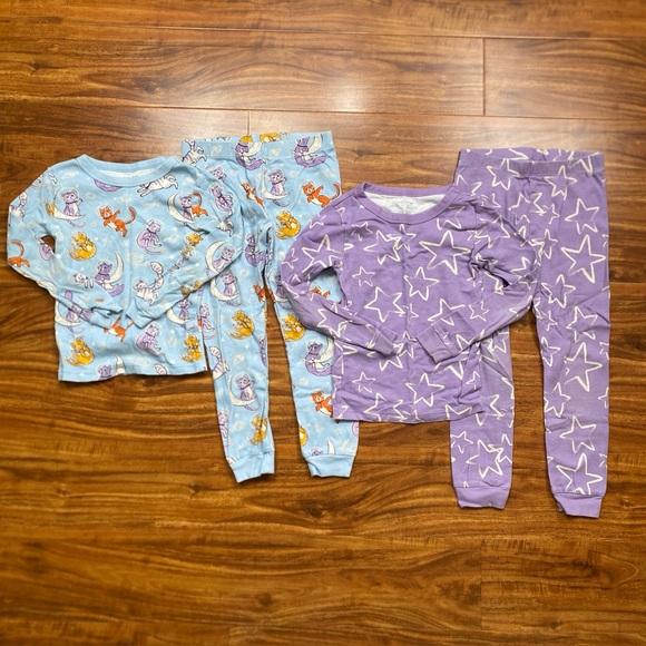 3/$25 Members Mark Toddler Girls Purple Star Blue Space Cat Snug Fit PJ's Size 5 - Picture 1 of 15